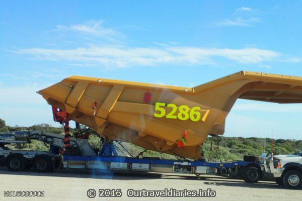 Big Truck Tray layed up at Border Village SA