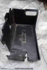 The Mitsubishi Pajero battery sub tray in its modified state