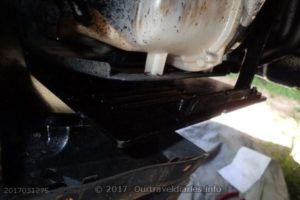 The Asfir rear air conditioner skid plate fitted to the Pajero.