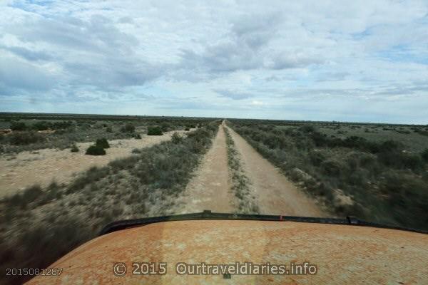 The Old Coach Road north of the old Eyre Hwy, SA